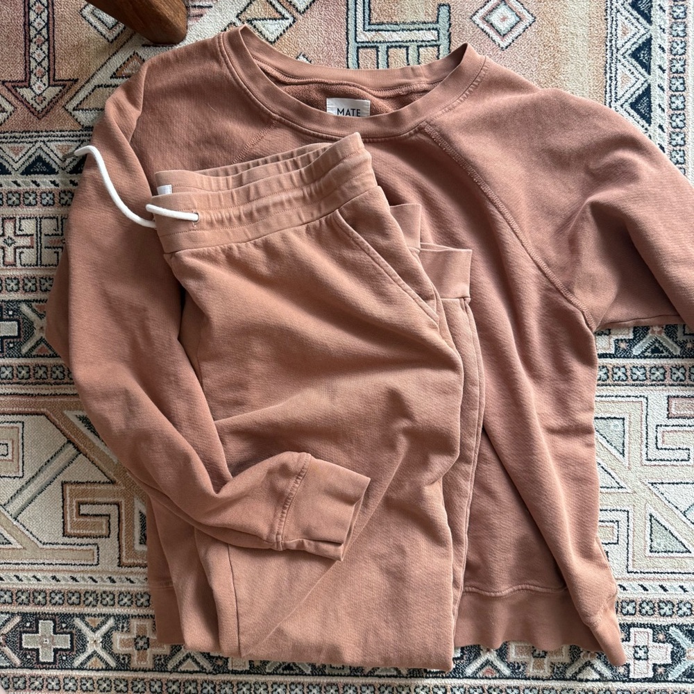 MATE The Label SET: organic terry raglan sweatshirt & jogger sweatpants, Sedona - Picture 4 of 12